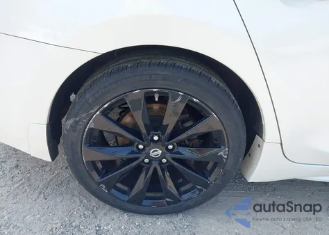 2017 Nissan Maxima 3.5 Sr from USA, damaged, VIN 1N4AA6AP6HC432141